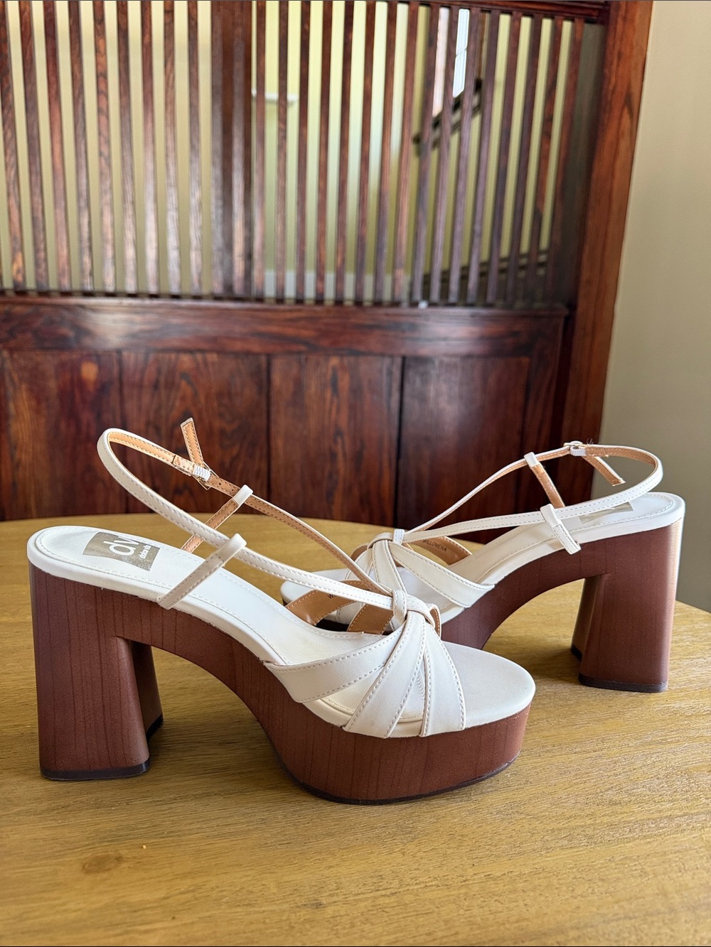 Dolce Vita Willomena Platform Sandal